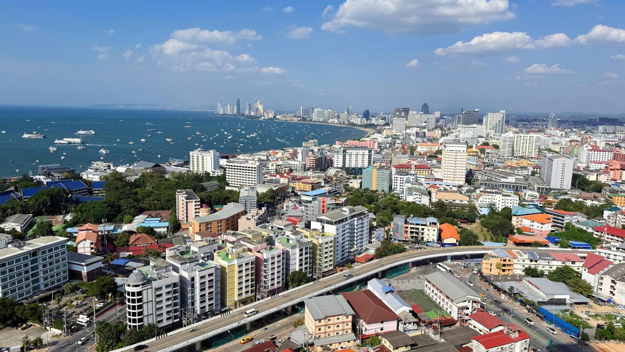 Aparthotel Unixx Seaview Pattaya