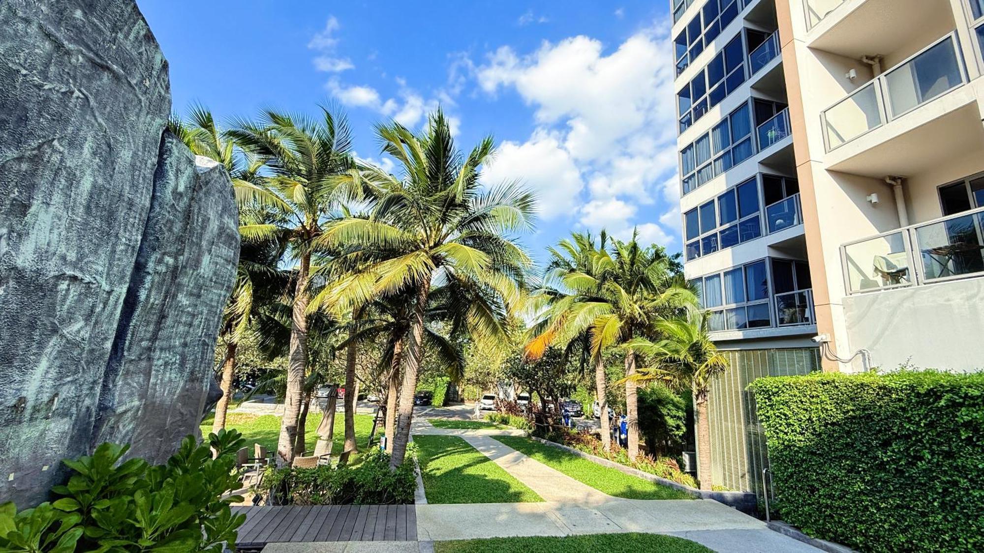 Unixx Seaview * Pattaya